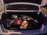 Фото 3 - Hyundai Elantra
