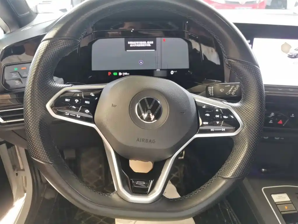 Volkswagen Golf 2021 280TSI DSG R-Line фото 11