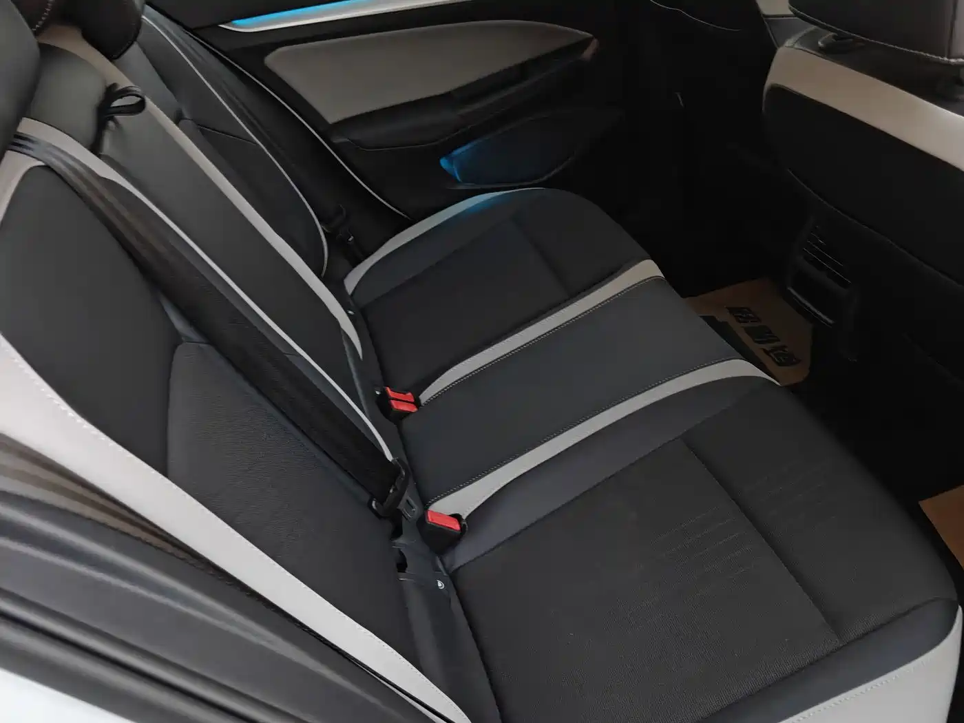 Volkswagen Golf 2023 Facelift 280TSI DSG Pro фото 7