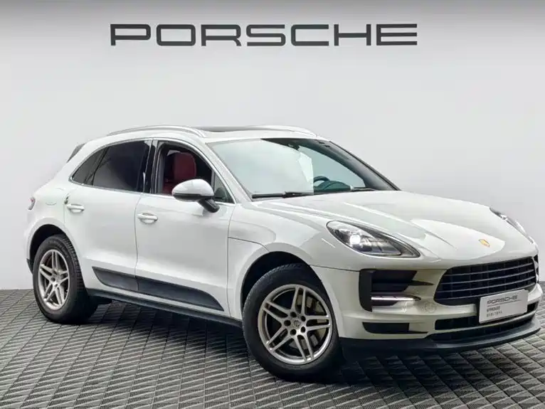 Porsche Macan 2018 Macan 2.0T фото 3