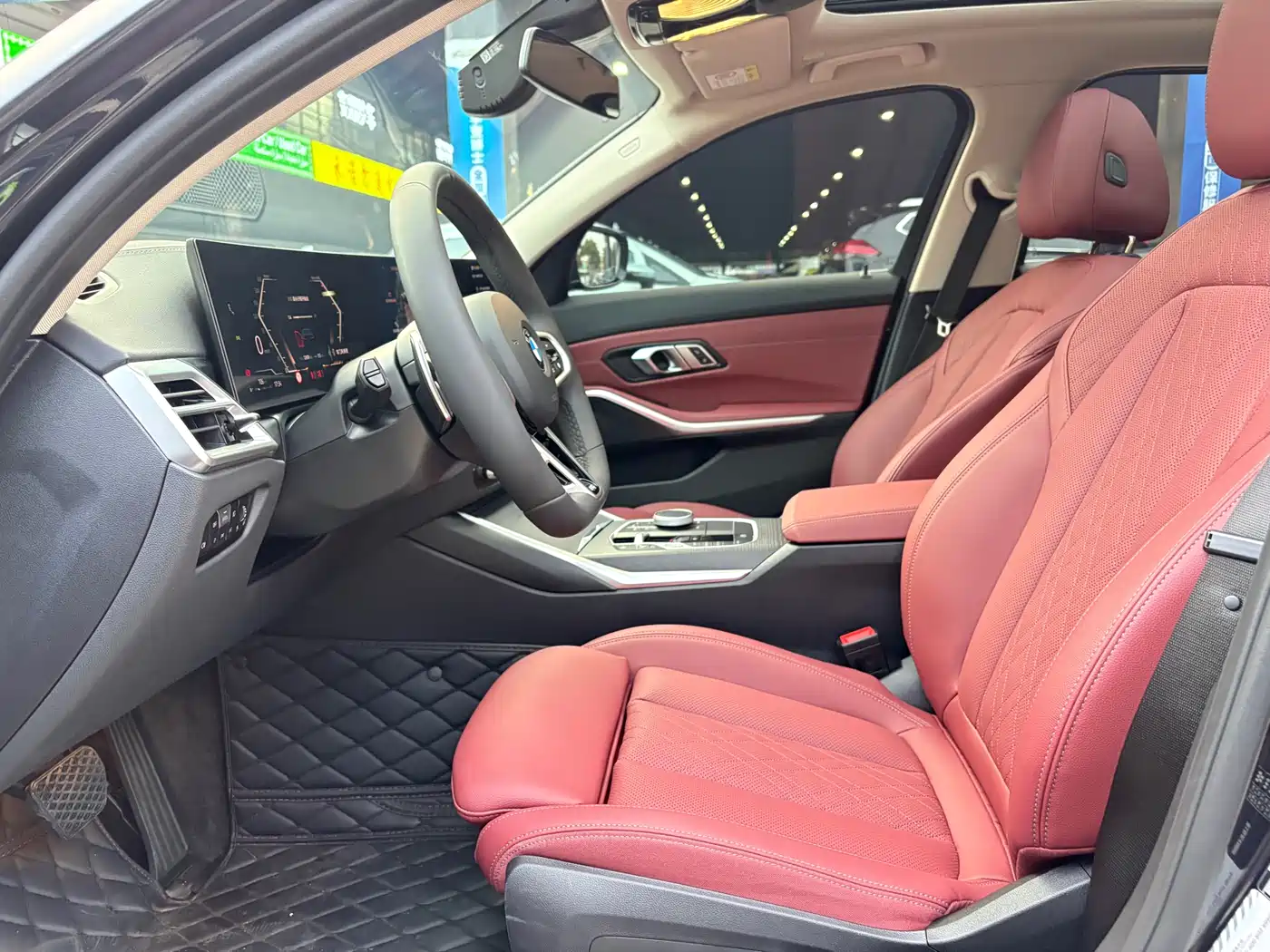 BMW 3 Series 2025 325Li M Sport Package фото 11