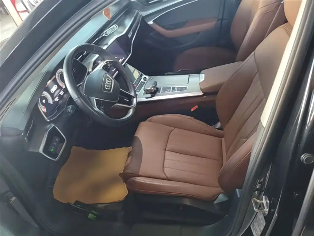 Audi A6L 2021 45 TFSI Exclusive Elegance фото 15