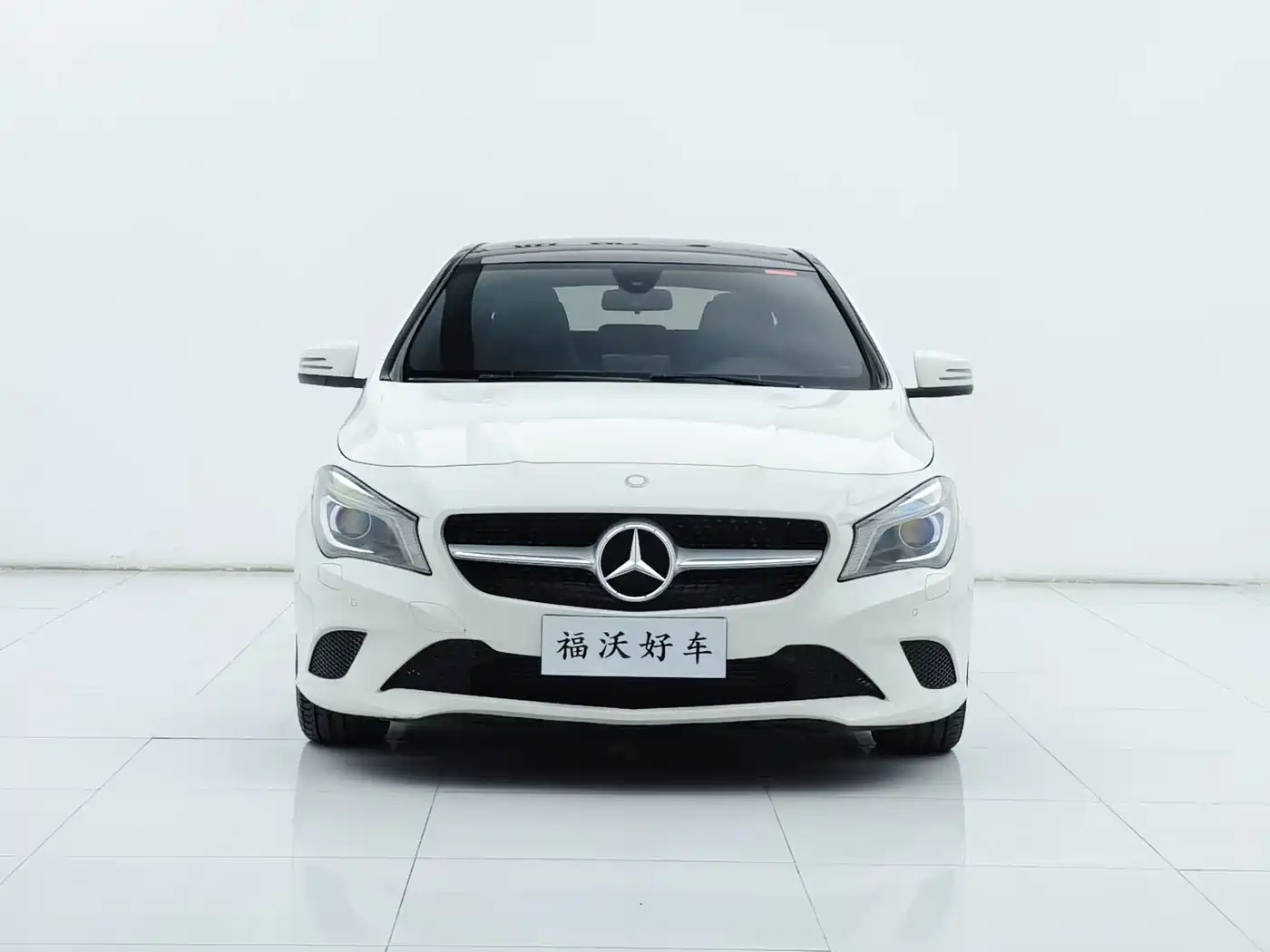 Mercedes-Benz CLA (Import) 2016 CLA 200 Fashion фото 3