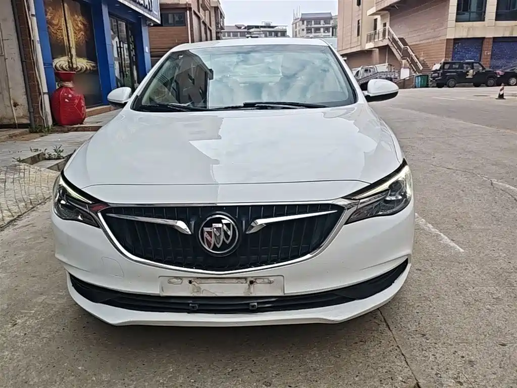 Buick Excelle 2021 Exemplar 1.5L Auto Progressive фото 3