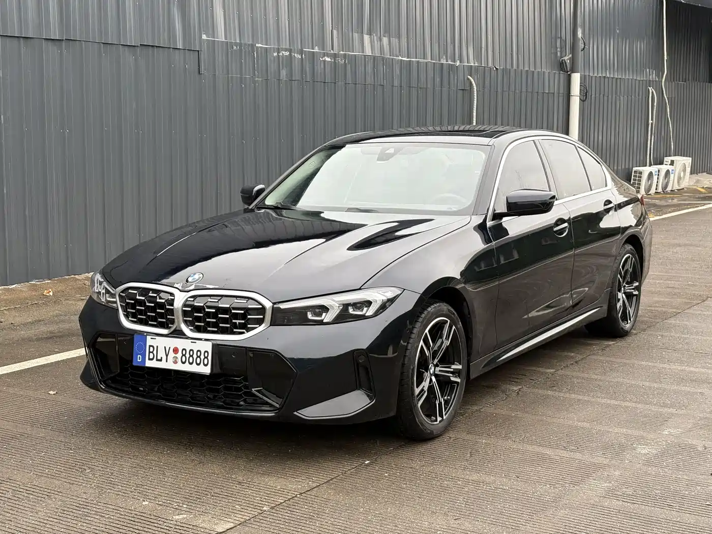 BMW 3 Series 2024 325i M Sport Shadowline Package