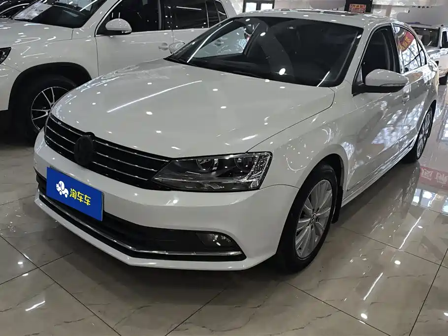 Volkswagen Sagitar 2015 230TSI Automatic Comfort