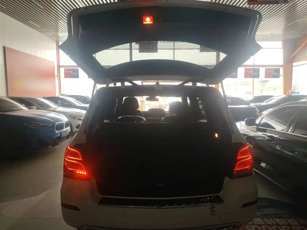 Mercedes-Benz GLK-Class 2015 GLK 260 4MATIC Dynamic Ultimate Edition фото 16