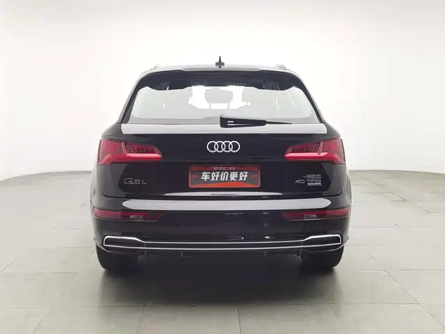 Audi Q5L 2020 Facelift 40 TFSI Honor Fashion — фото 4