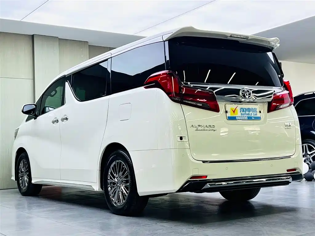 Toyota Alphard 2021 Hybrid 2.5L Ultimate фото 6