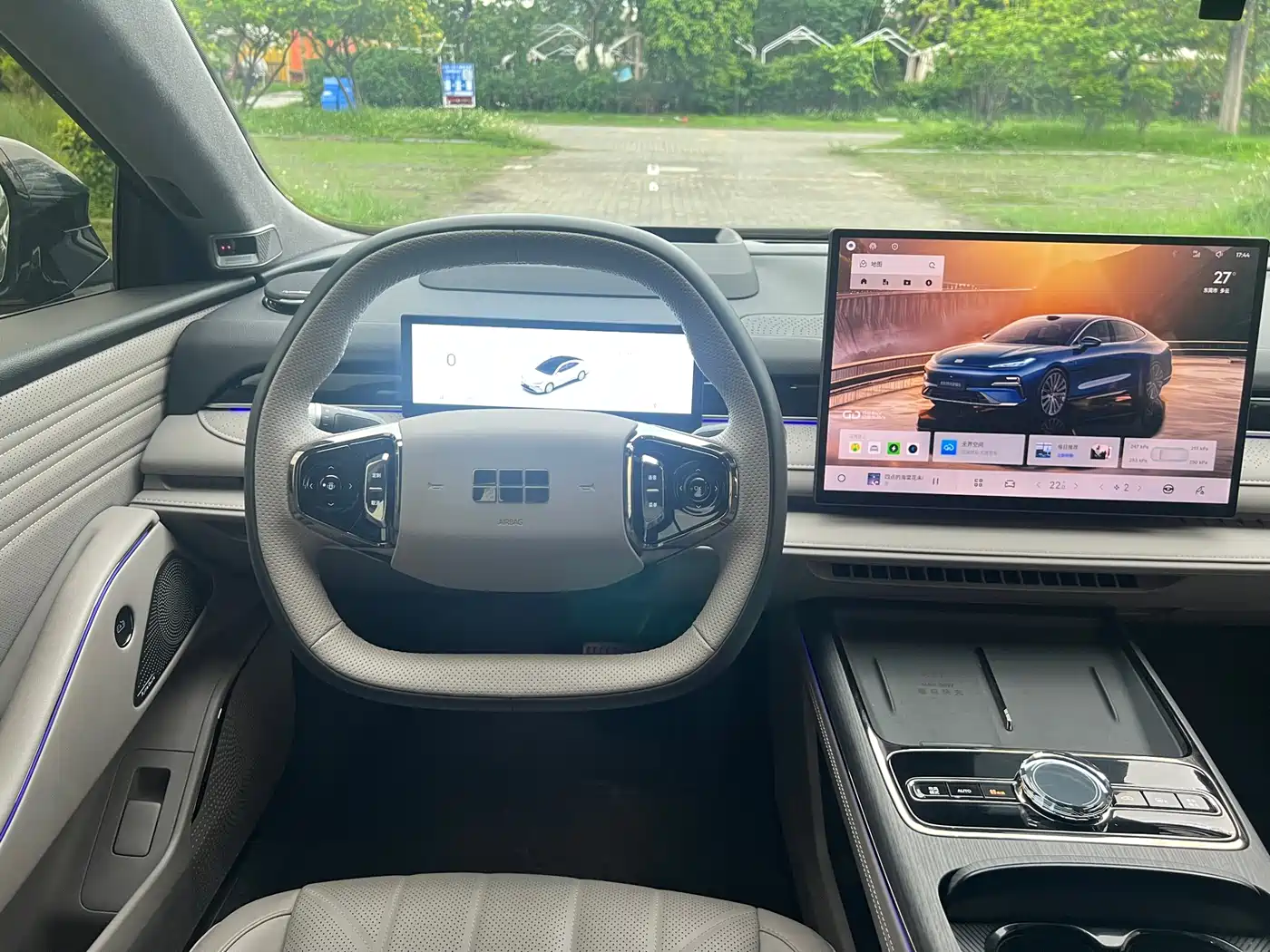 Geely Galaxy Galaxy Xingyao 8 2025 130km EM-P Starship Edition фото 11