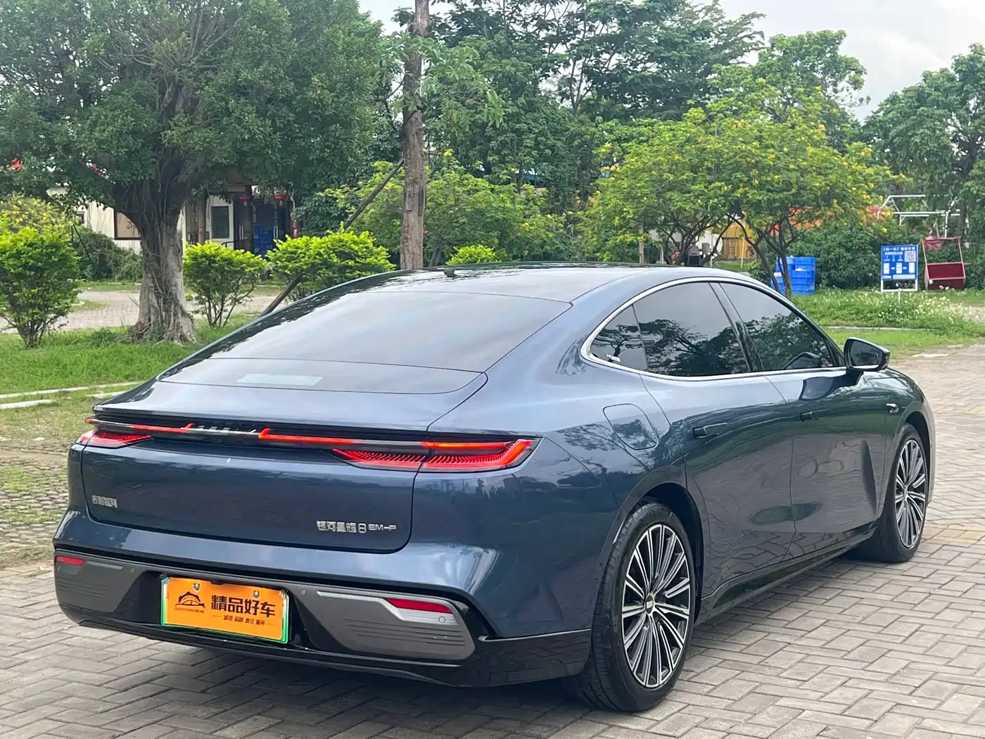 Geely Galaxy Galaxy Xingyao 8 2025 130km EM-P Starship Edition фото 17