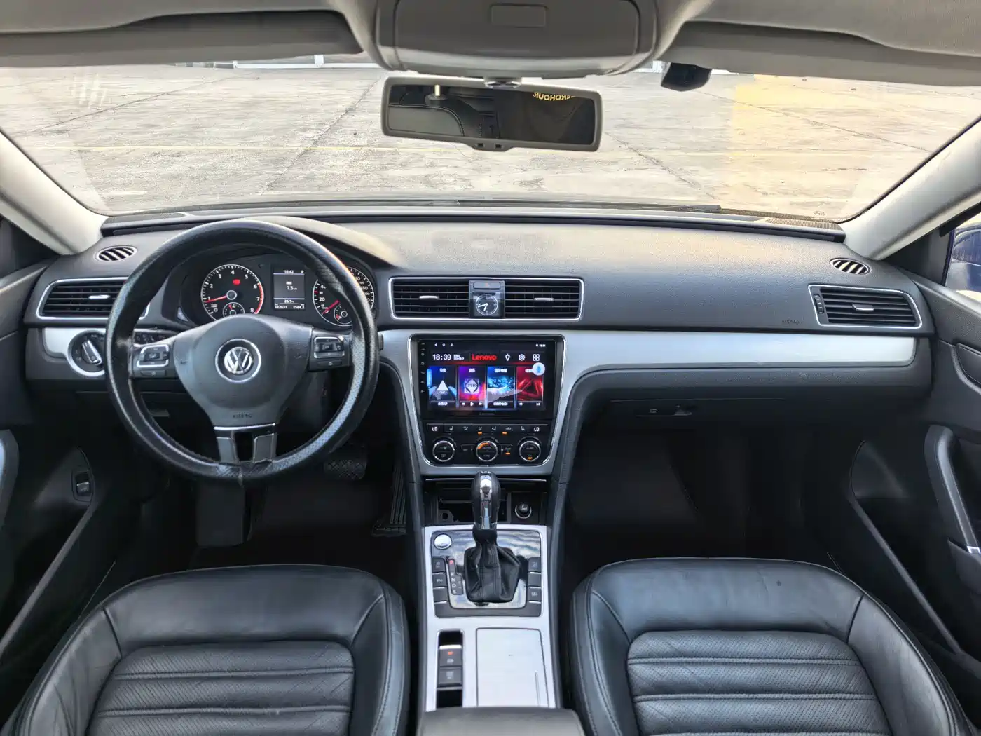 Volkswagen Passat 2014 1.8TSI DSG Executive Edition фото 4
