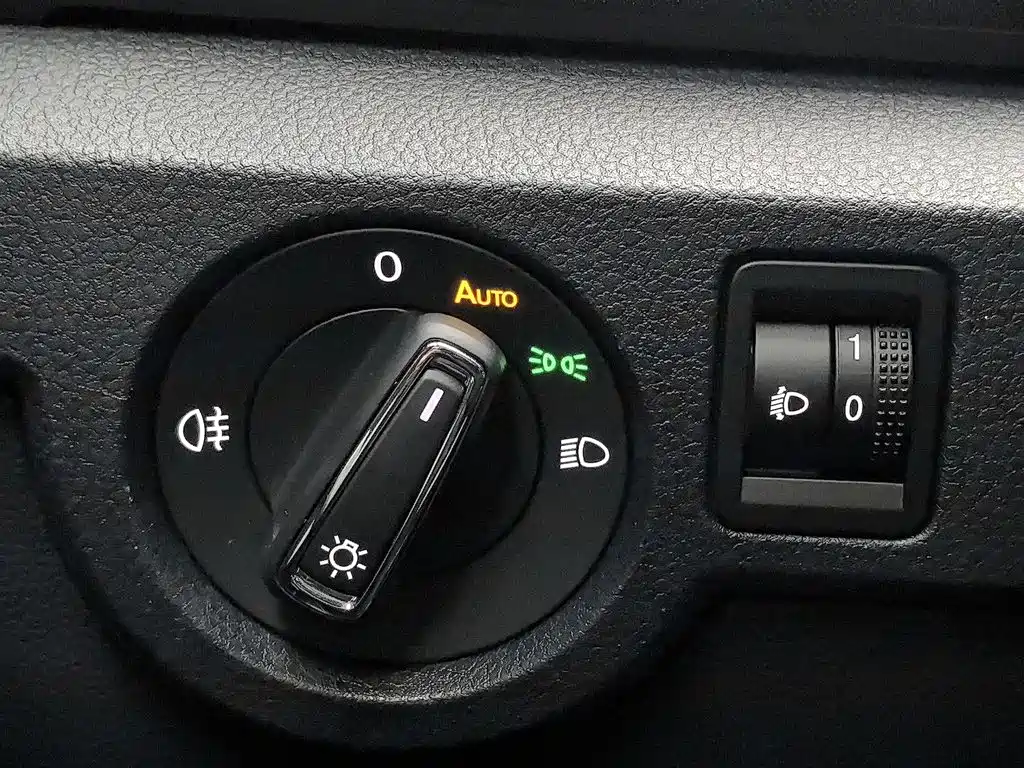 Фото 21 - Volkswagen Tharu