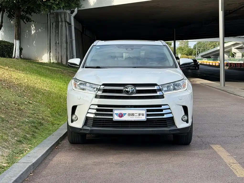 Toyota Highlander 2018 2.0T 4WD Ultimate 7-seater (China V) фото 2