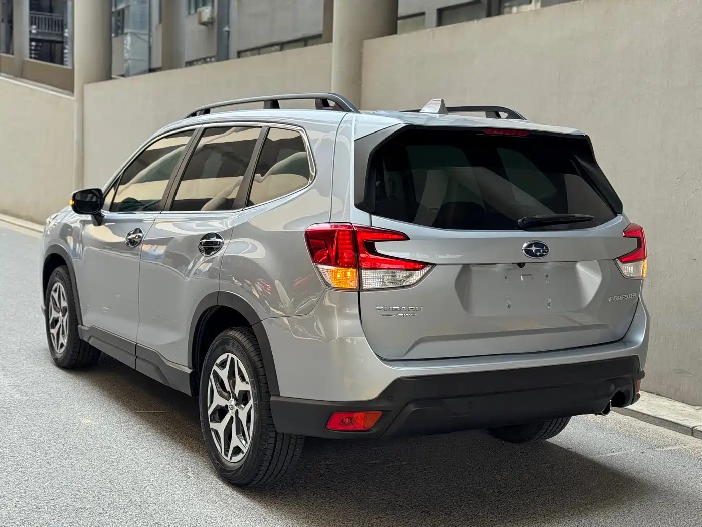 SUBARU FORESTER
