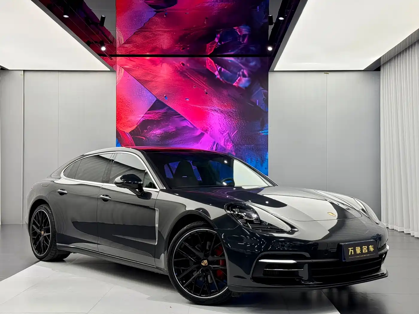 Porsche Panamera 2019 Panamera 4 Executive Long Wheelbase 2.9T фото 7