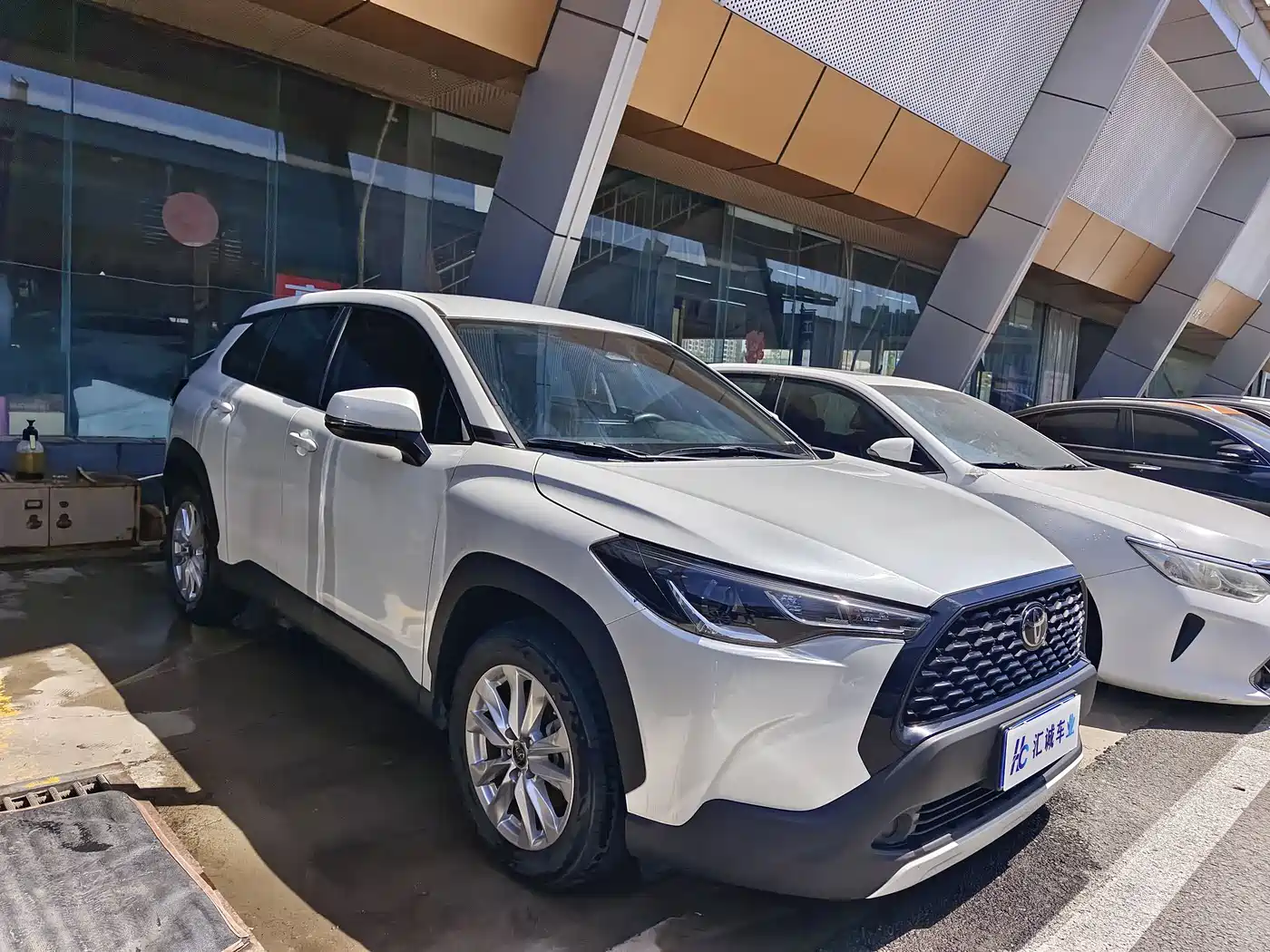 Toyota Corolla Cross 2023 2.0L Pioneer Edition фото 3