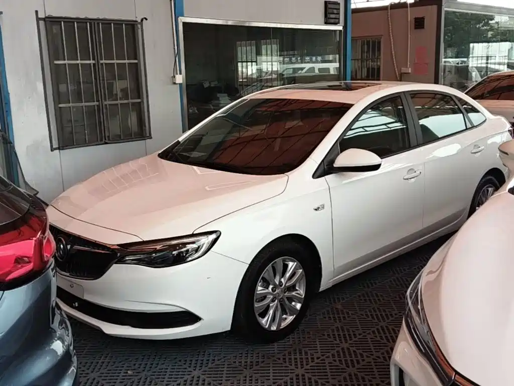 Фото 1 - Buick Excelle