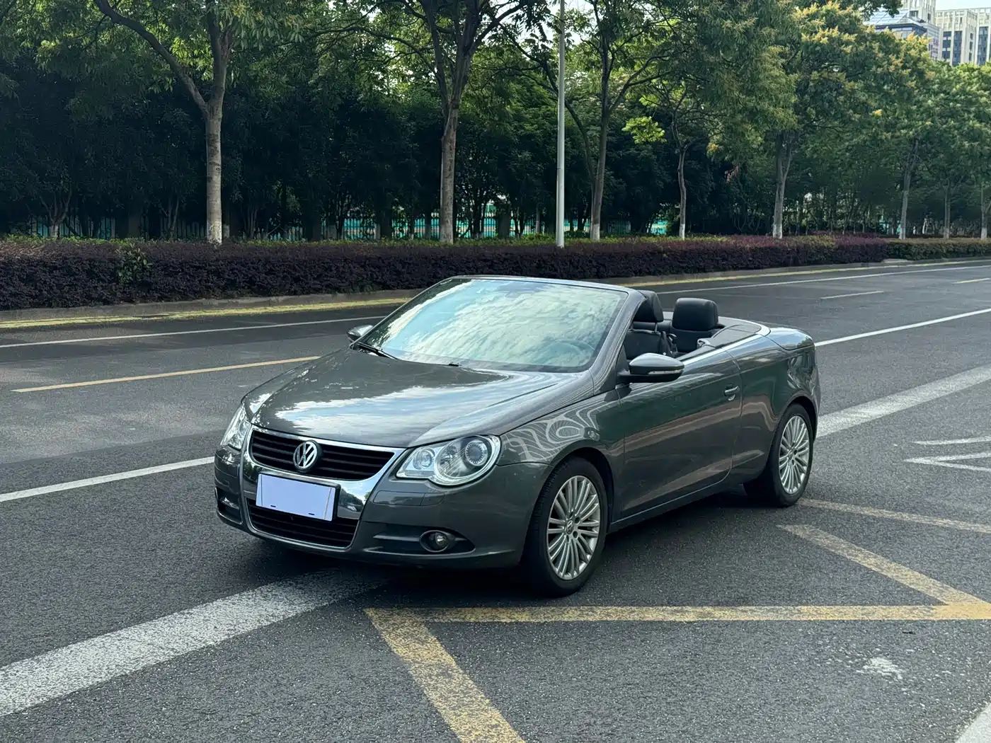 Volkswagen Eos 2011 Model 2.0TSI