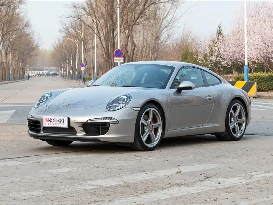 Porsche 911 2012 Carrera S 3.8L