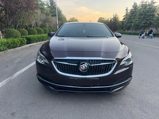BUICK LACROSSE