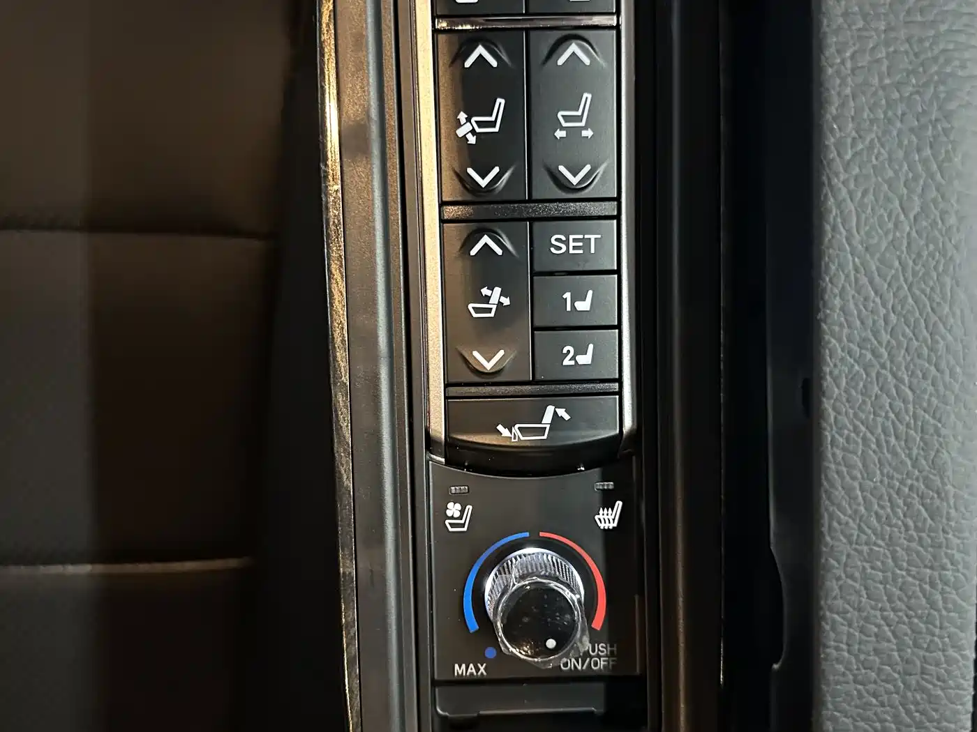 Mercedes-Benz Vito 2023 2.0T Elite 7-Seater фото 17