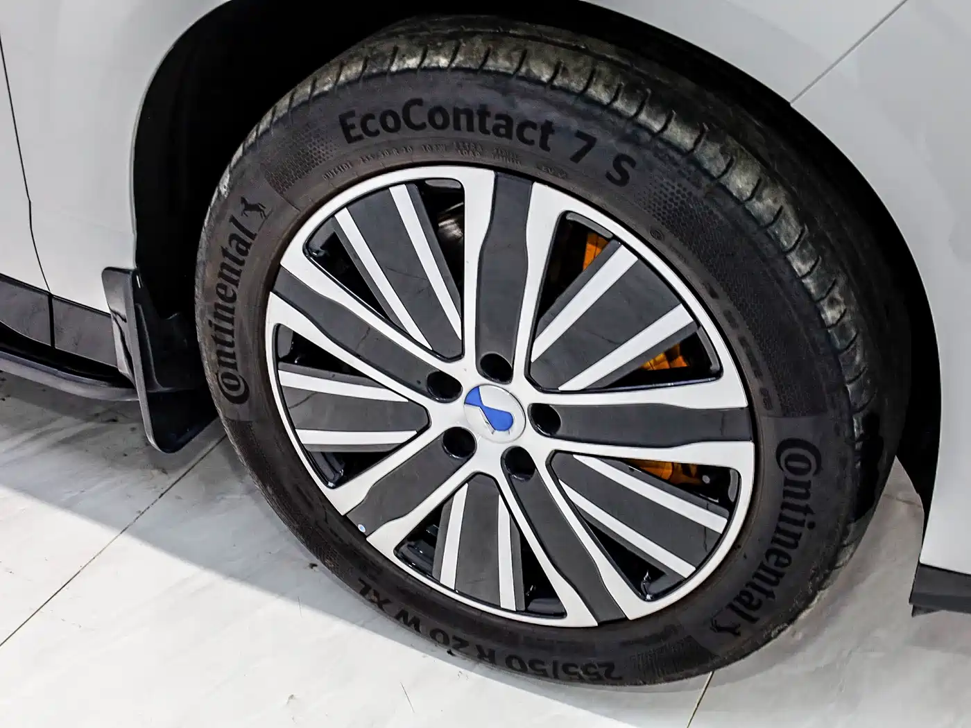 Denza N8L 2025 2026 Model Prestige Edition