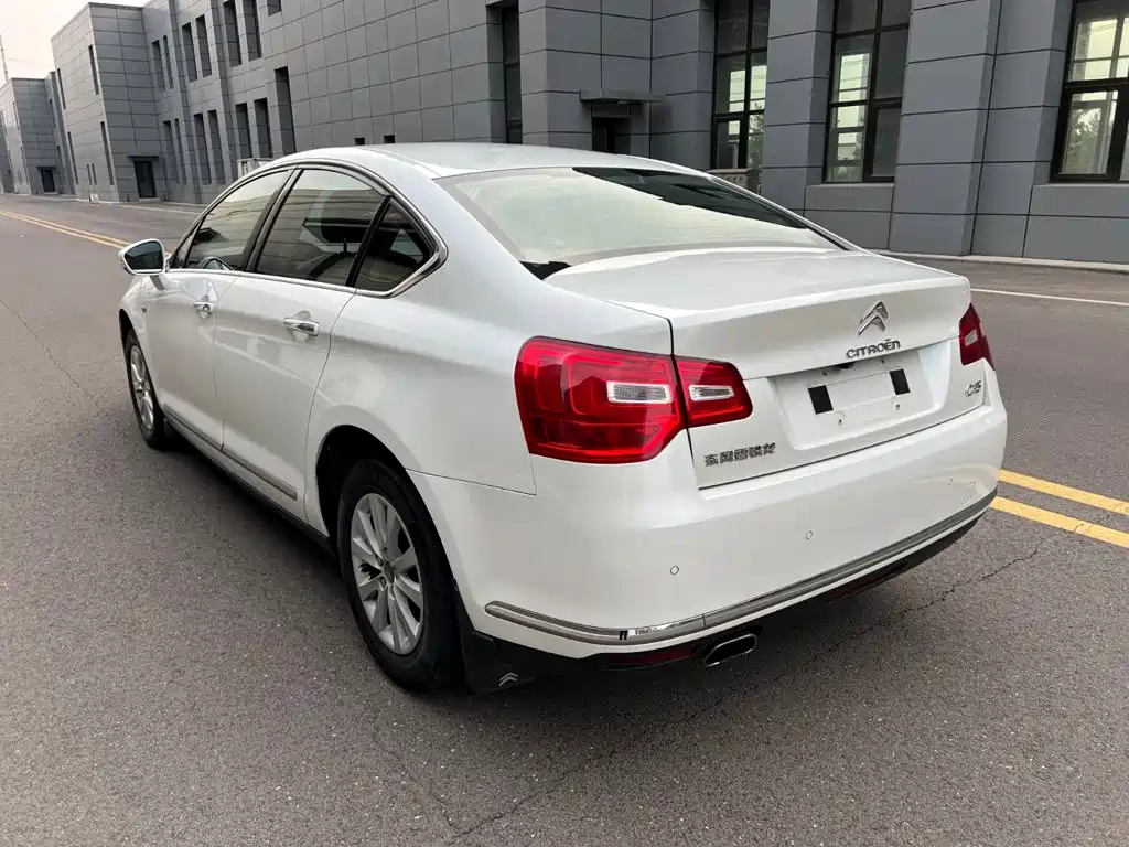 Фото 5 - Citroën C5