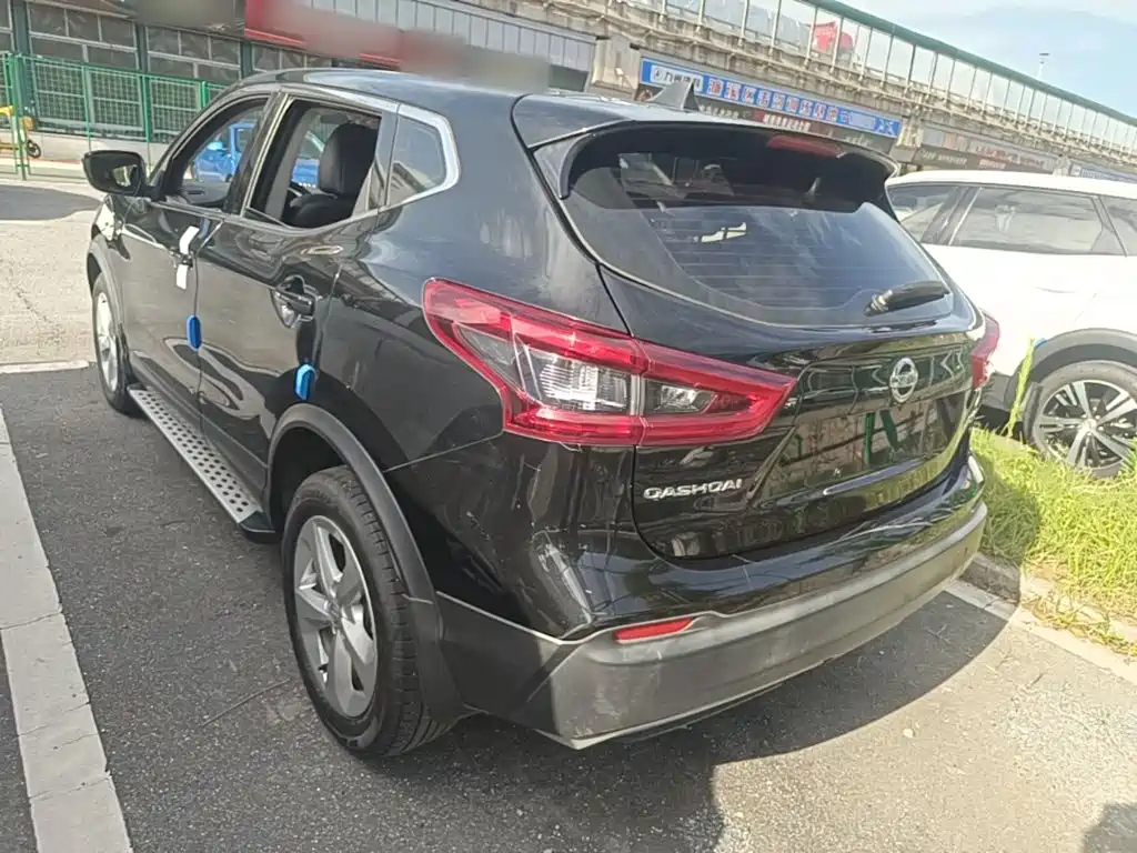 NISSAN QASHQAI