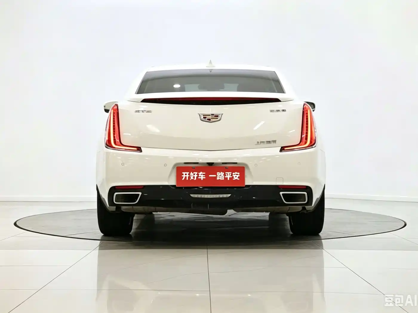 Cadillac XTS 2018 28T Technology фото 3