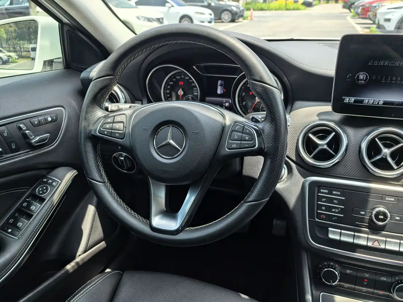 Mercedes-Benz GLA 2018 GLA 200 Fashion фото 11