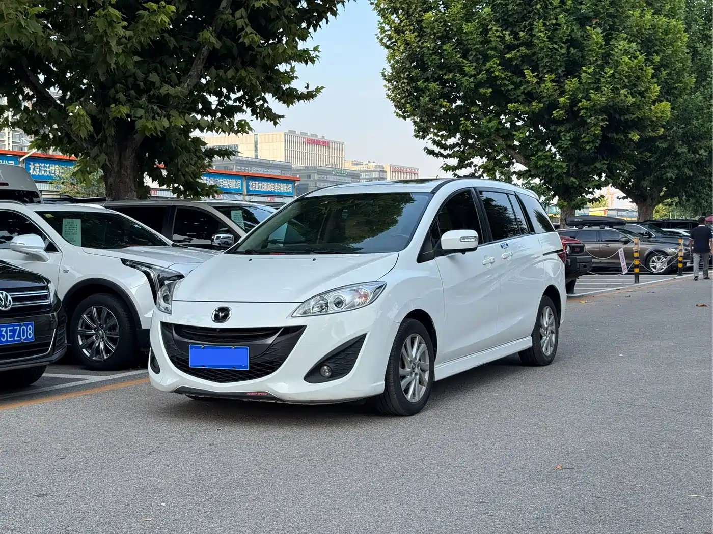 Mazda Mazda5 2015 2013 2.0L Automatic Luxury