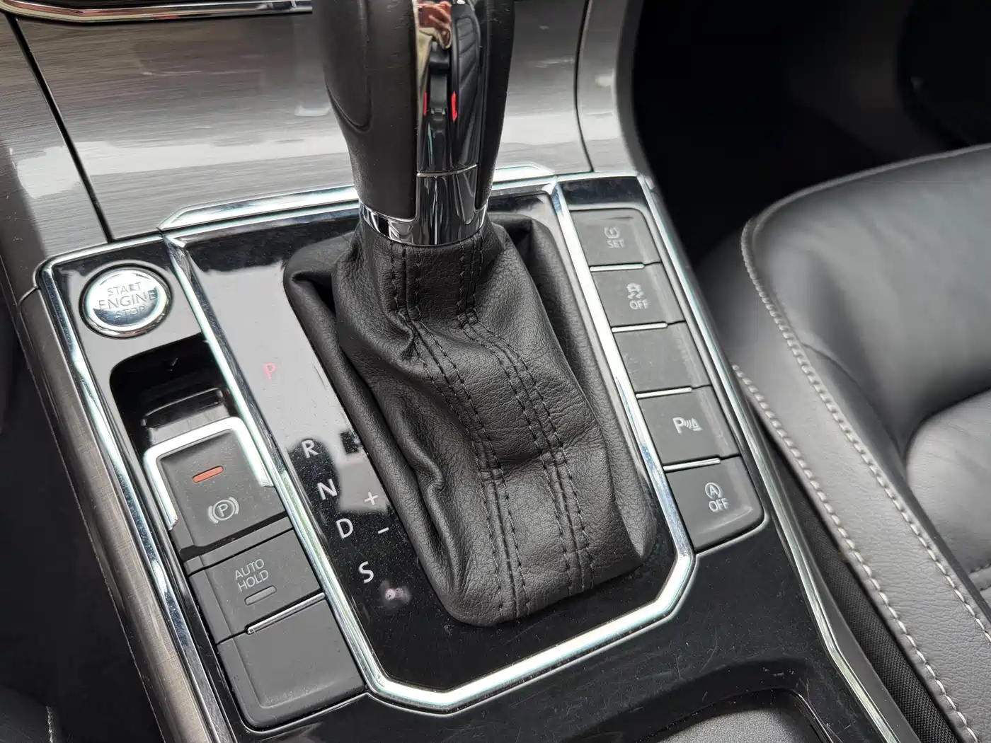Volkswagen Passat 2017 330TSI DSG Prestige фото 15