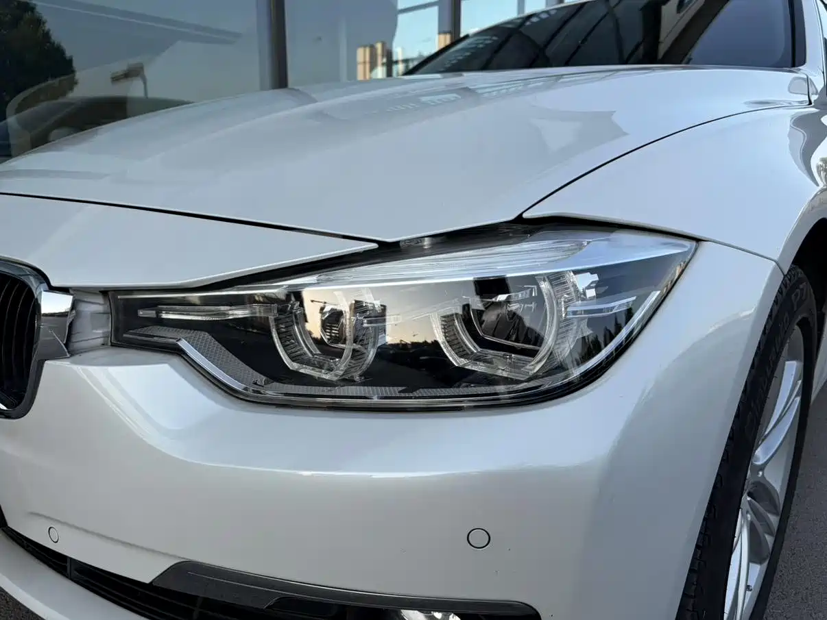 BMW 3 Series 2016 320Li Fashion Model фото 4