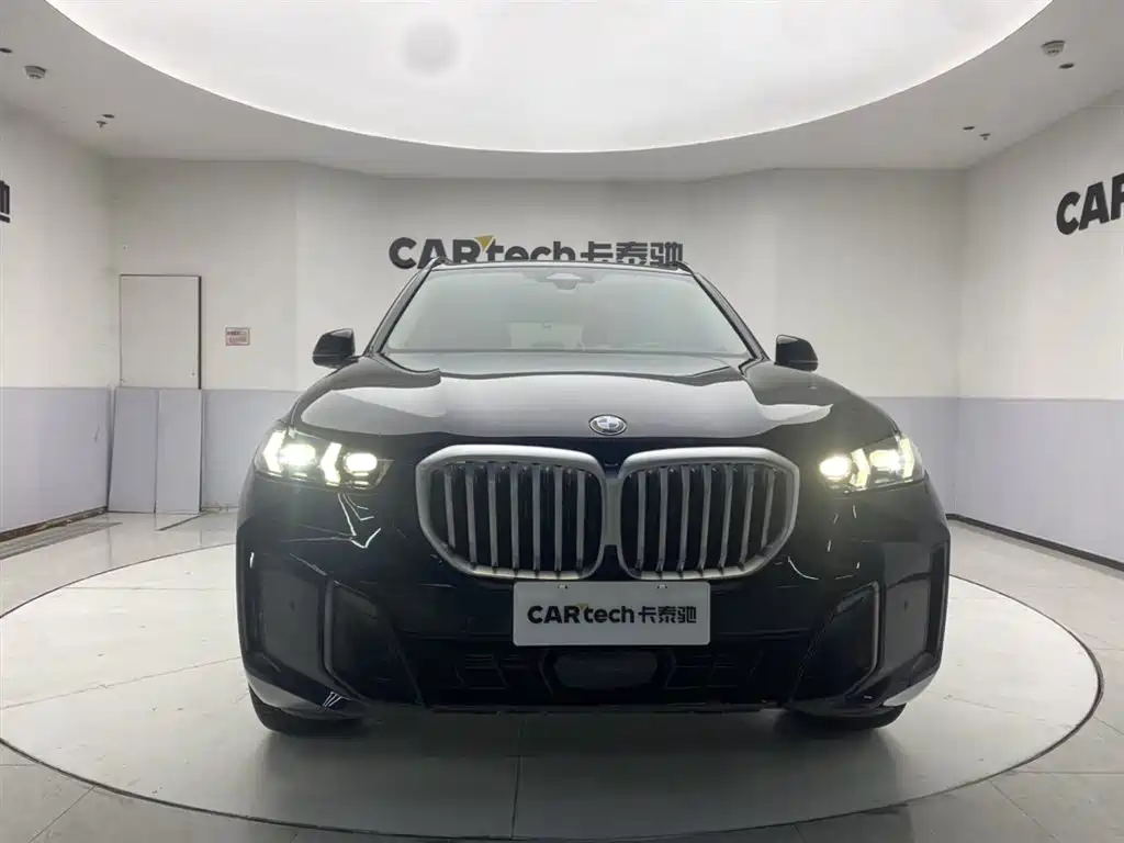 BMW X5 2023 xDrive 30Li Premium M Sport Black Night Package фото 3