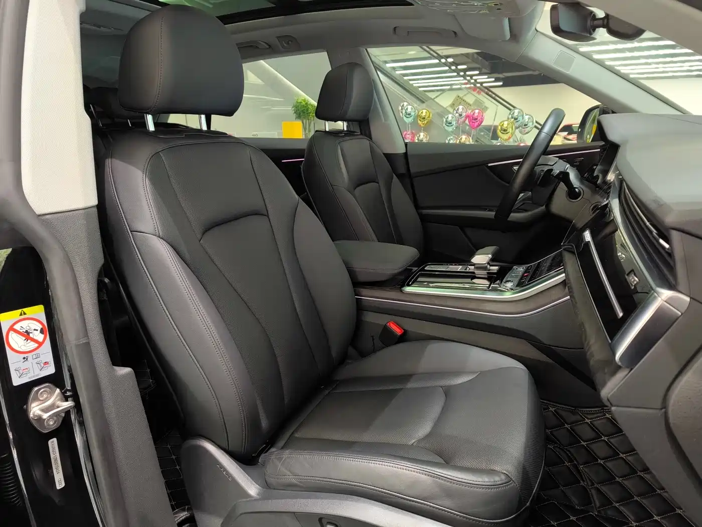 Audi Q8 2022 55 TFSI Luxury Dynamic фото 22