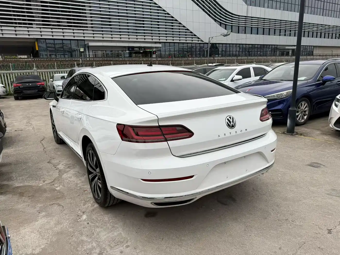Volkswagen FAW-Volkswagen CC 2020 330TSI Glamour Version China VI фото 8