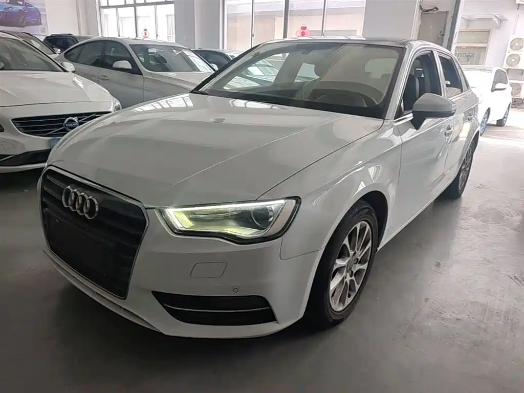 Audi A3 2015 Sportback 35 TFSI Millionth Anniversary Intelligent Leader Type