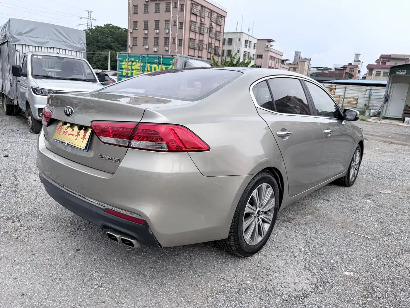 KIA K4