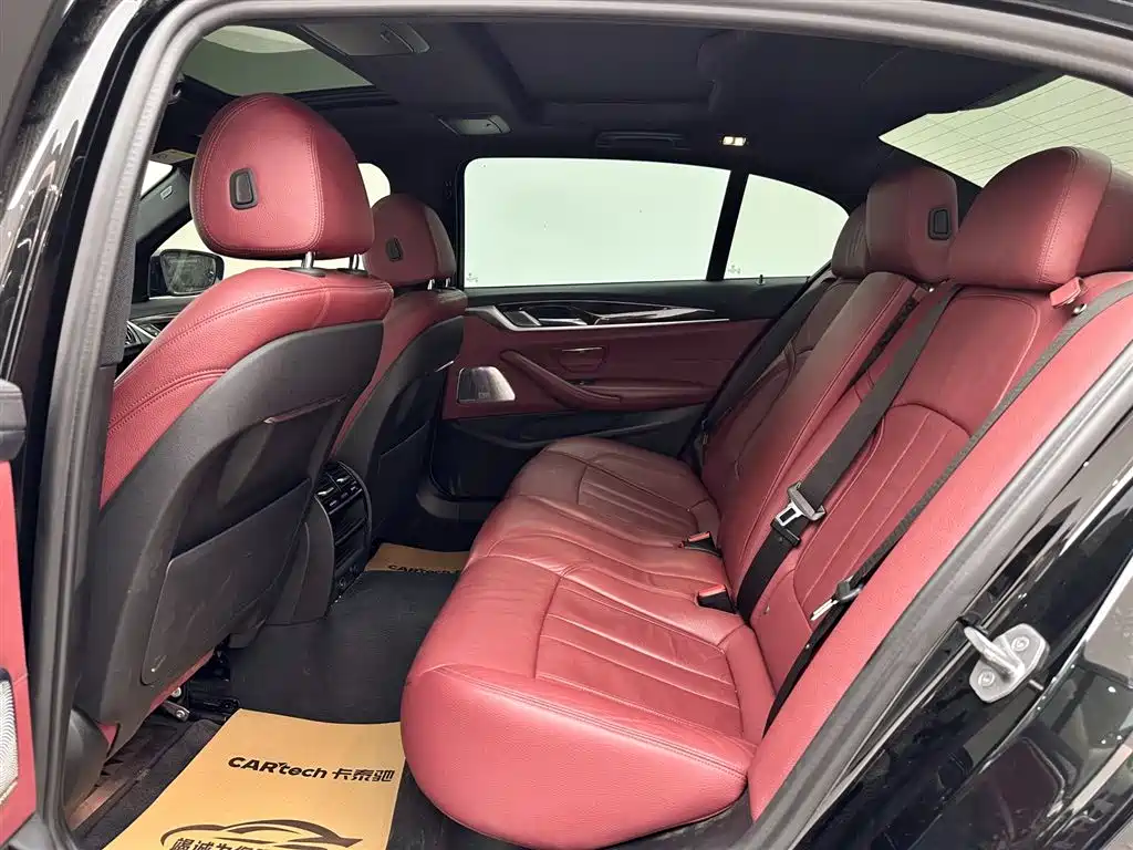 BMW 5 Series 2019 Facelift 530Li Leading M Sport Package фото 9