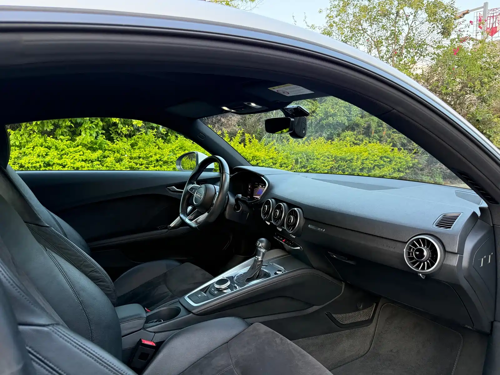 Фото 6 - Audi TT