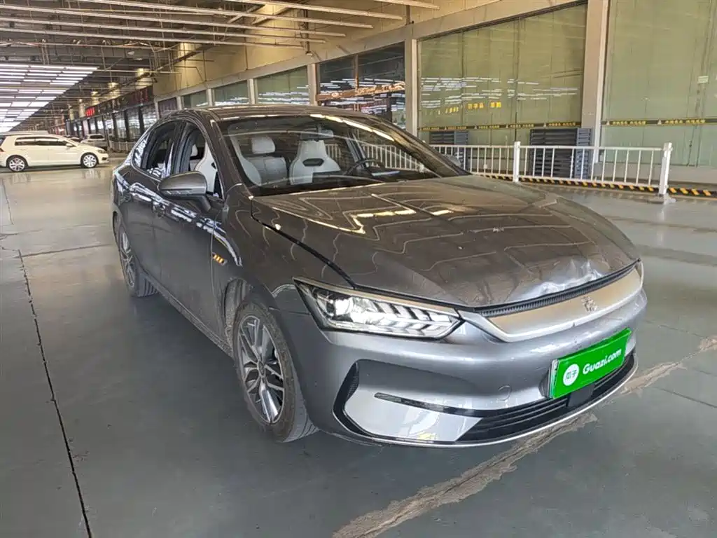 BYD Qin PLUS 2024 Glory Edition EV 420KM Leading фото 4