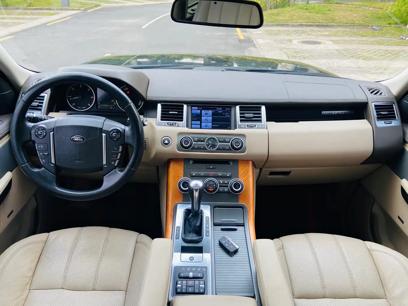 Land Rover Range Rover Sport 2013 3.0 TDV6 Diesel фото 15