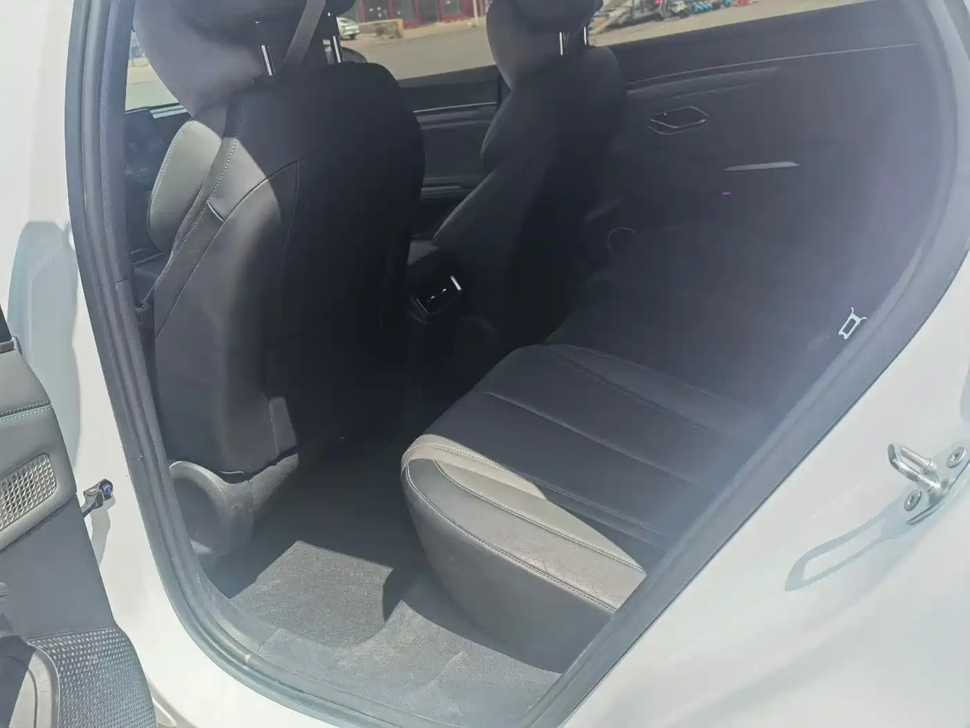 BYD Qin L 2024 DM-i 120KM Leading фото 8