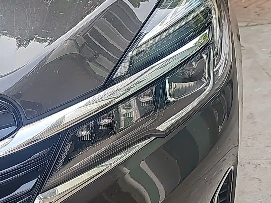 Buick GL8 2021 Land Business Class 652T Luxury фото 5