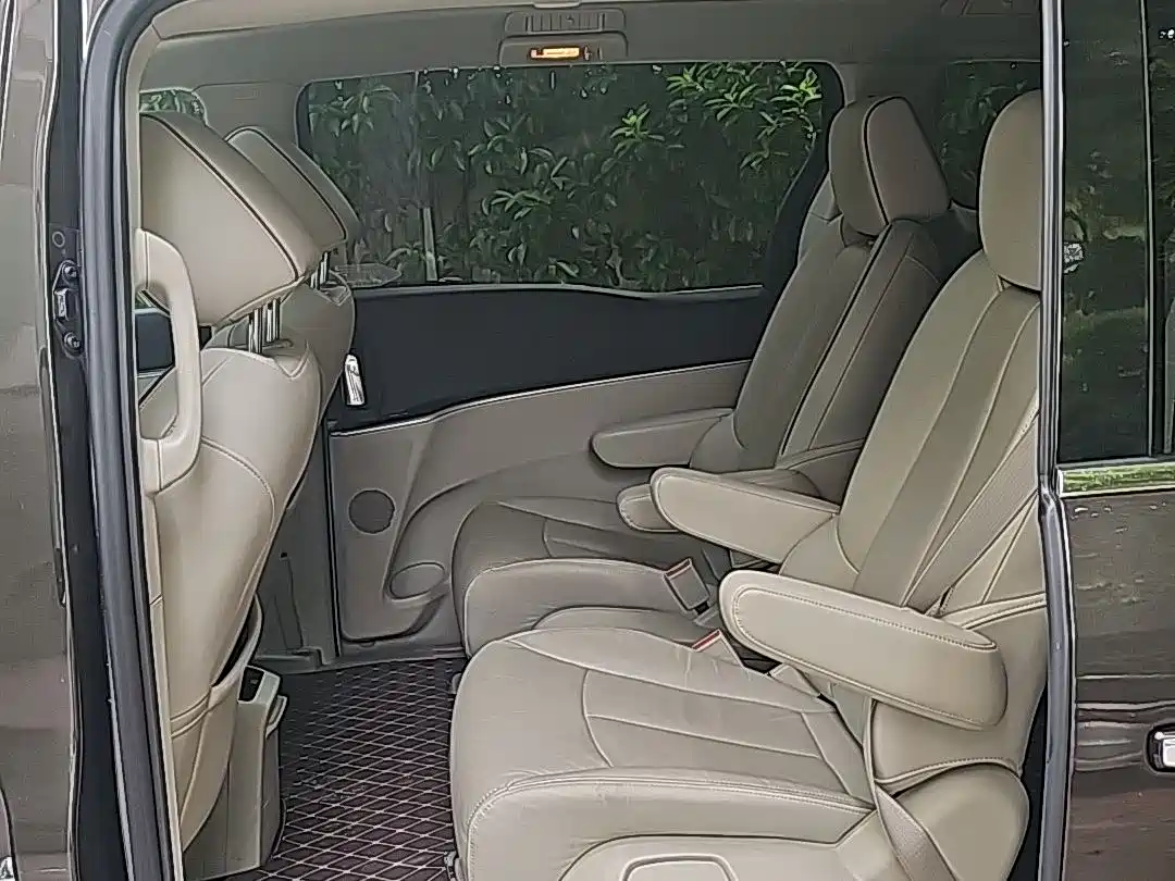 Buick GL8 2021 Land Business Class 652T Luxury фото 11