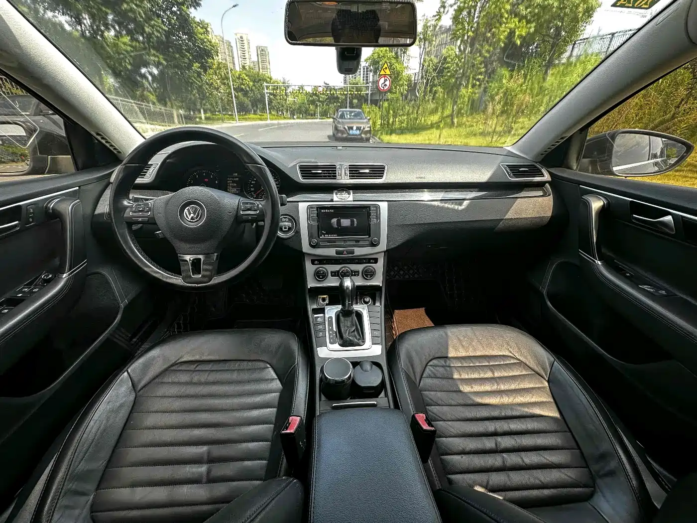 Volkswagen Magotan 2013 2.0TSI Luxury фото 6