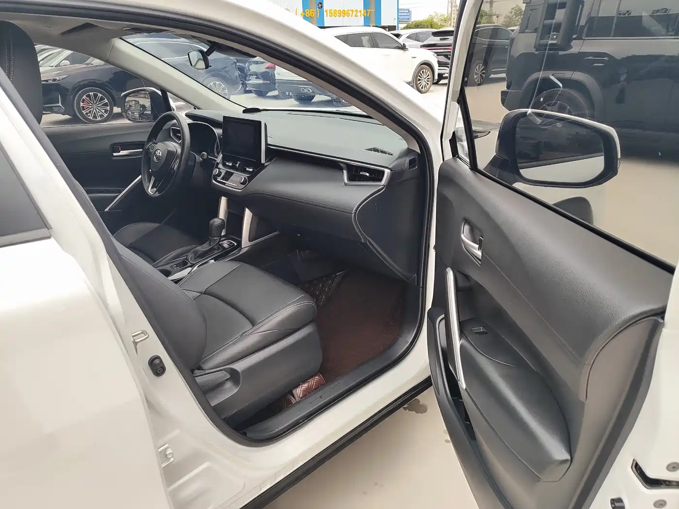 Toyota Frontlander 2023 2.0L CVT Luxury Edition фото 11