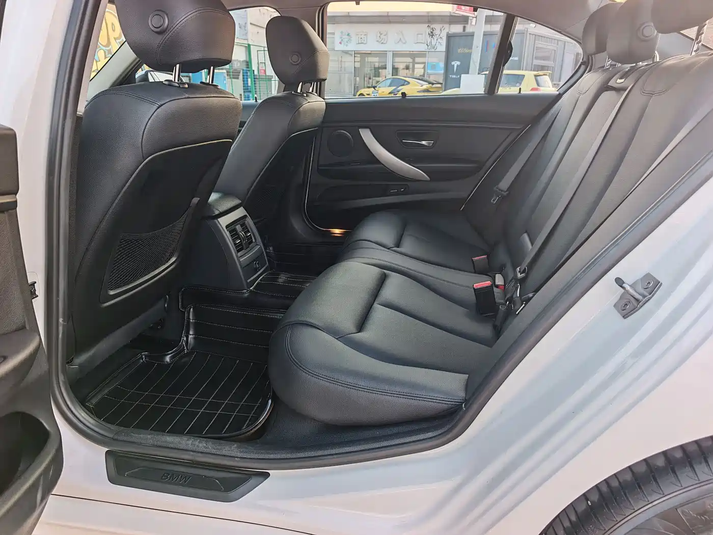 BMW 3 Series 2014 320Li Fashion фото 10