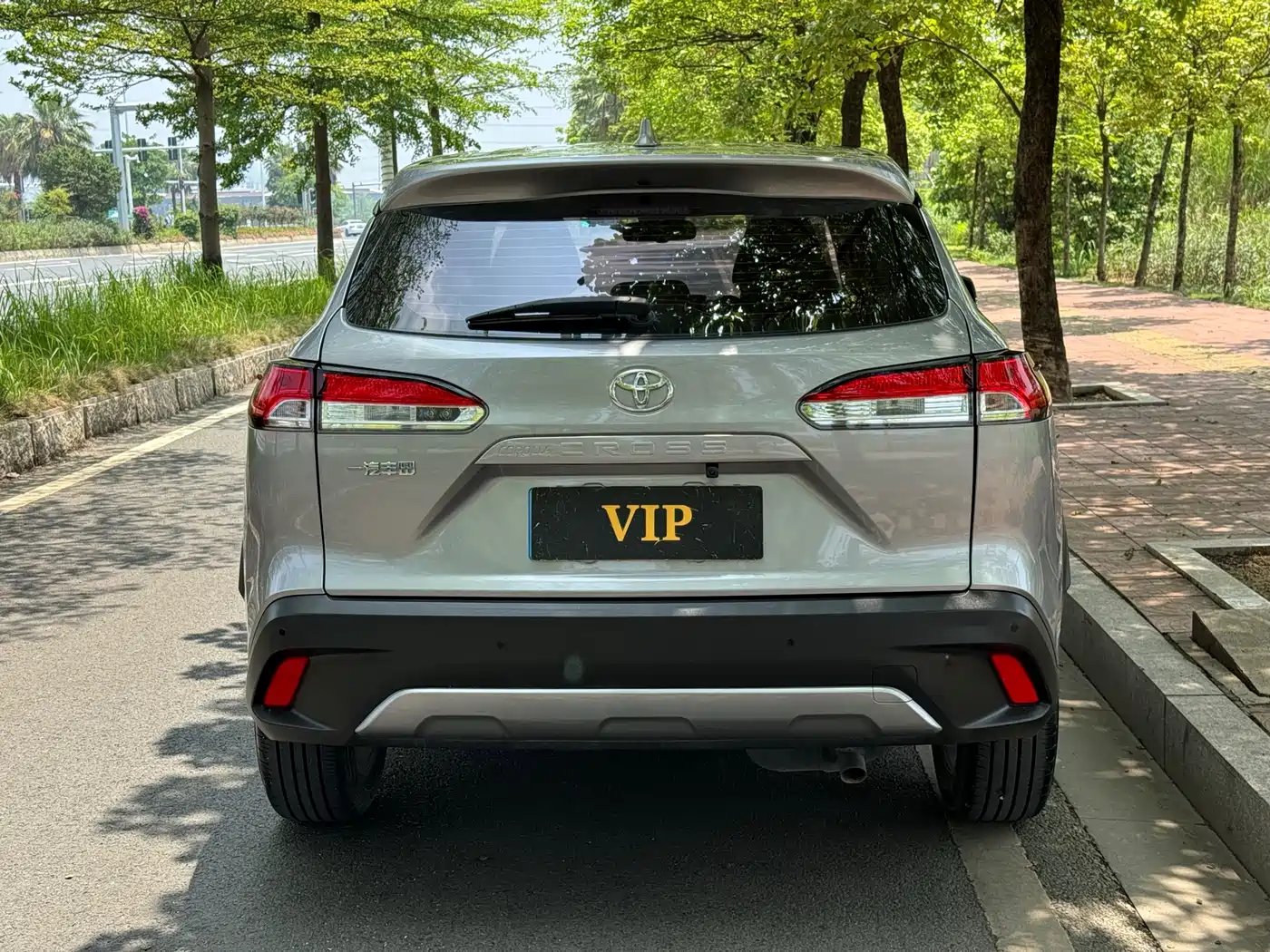 Toyota Corolla Cross 2022 2.0L Elite Edition фото 3